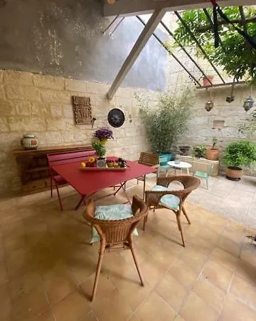 Charmante Maison De Village Avec Patio Fourques 10 Minutes A Pied D'arles Fourques (Gard)